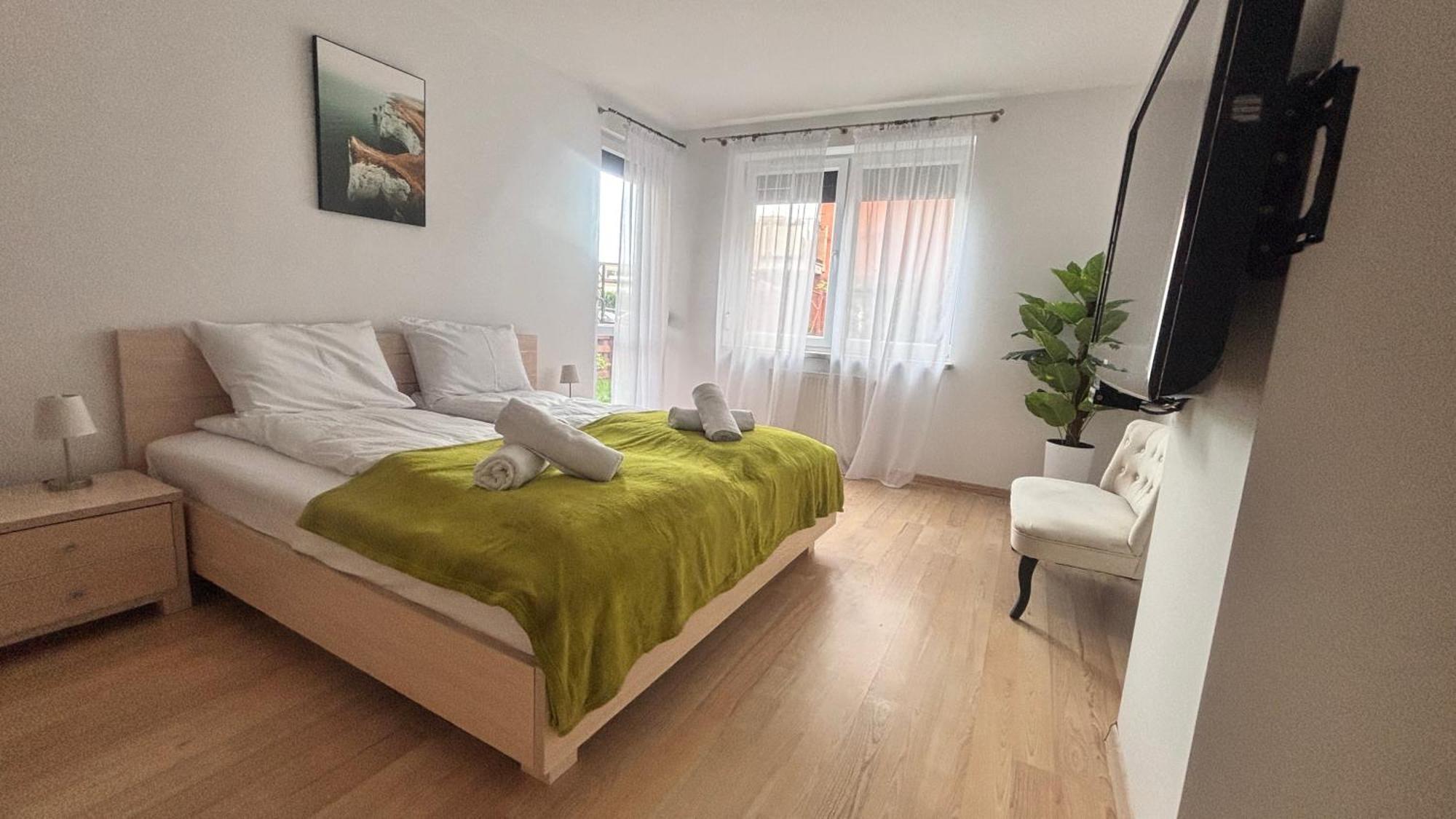 Apartment Jantar 600m Do Morza, Ogrodek, Grill, Dwie Sypialnie, Przestrzen Kolberg