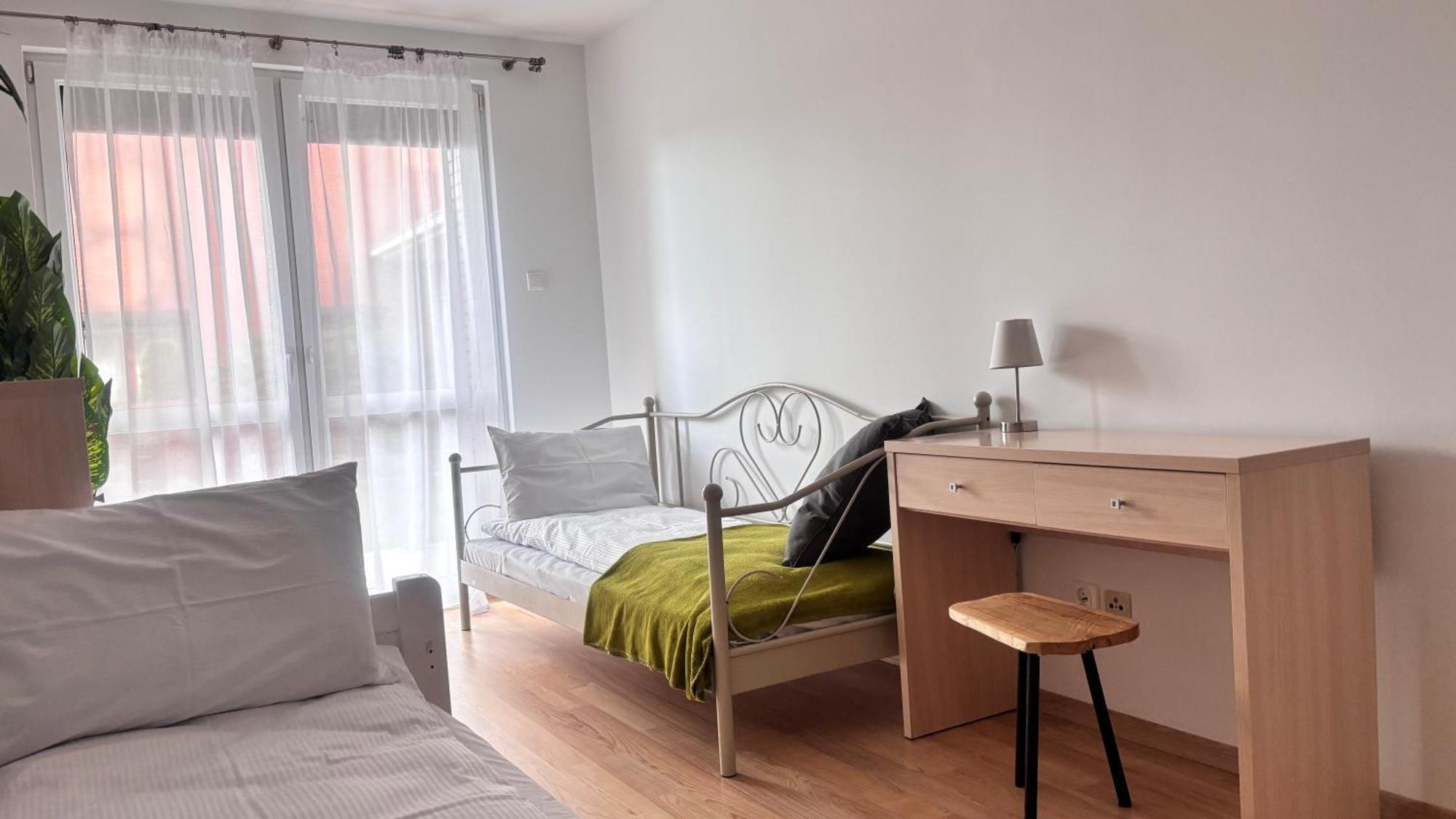 Apartment Jantar 600m Do Morza, Ogrodek, Grill, Dwie Sypialnie, Przestrzen